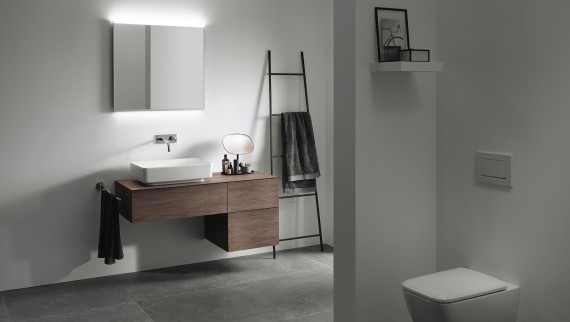 Bathroom with Geberit VariForm furniture (© Geberit)