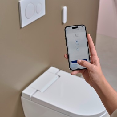 Geberit AquaClean with the Geberit Home app